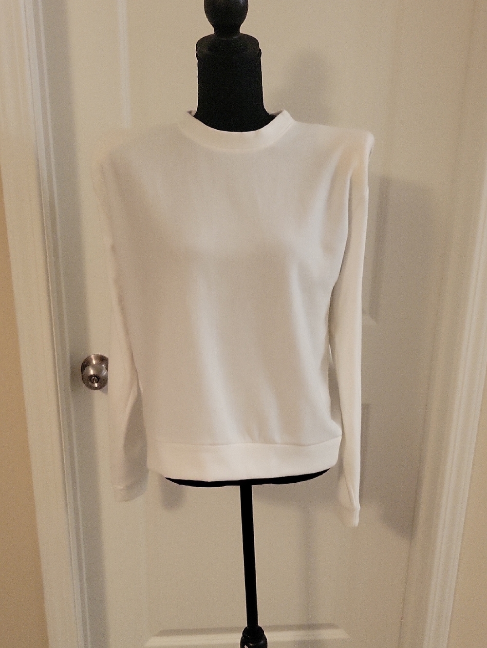 Women's White Crewneck Sweatshirt